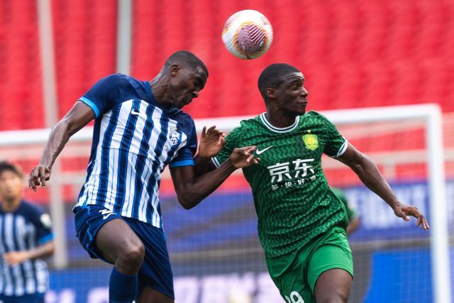 海星直播-3连客2胜1平暂居榜首 选择务实的国安更有冠军相？