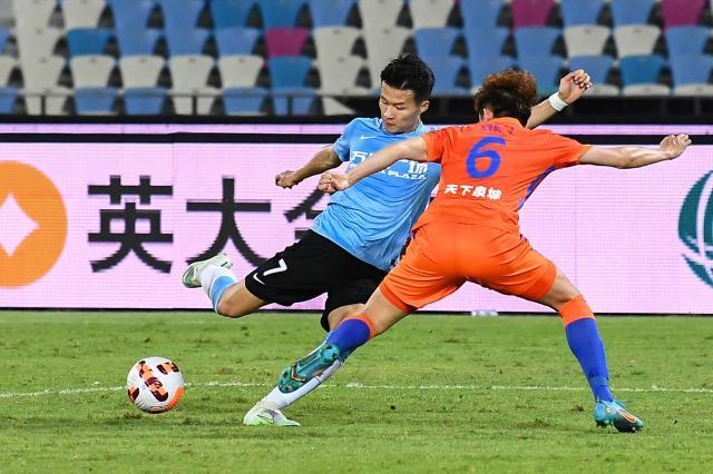 海星体育APP-大连人：林良铭已归队训练 合约问题初步达成一致